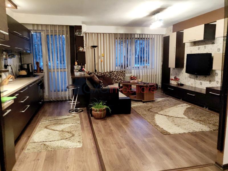 Apartment 4 rooms for sell in Cluj-napoca, ward Manastur