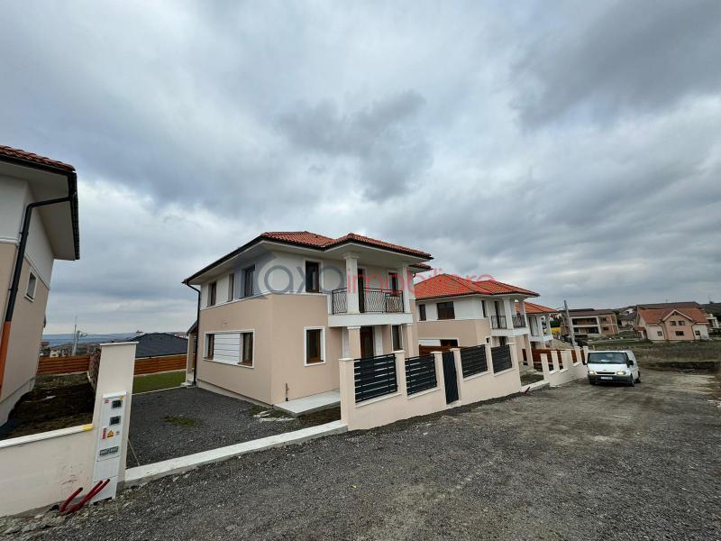 House 4 rooms for sell in Dezmir